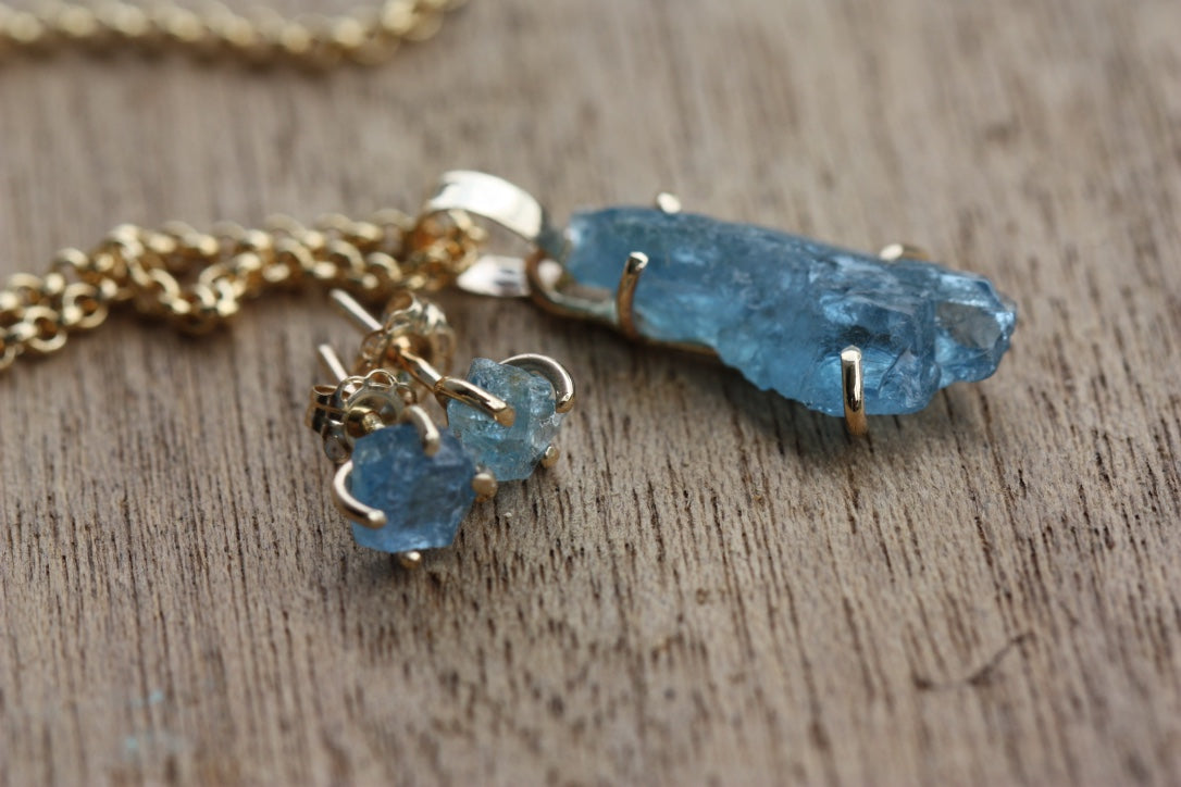 Raw, Unpolished Brazilian Blue Santa Maria Aquamarine and 14k Gold Pendant, 14k Gold Filled Rolo Chain