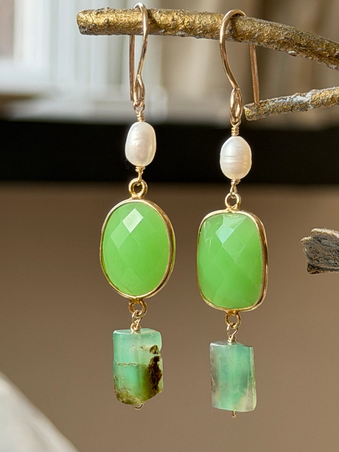 Australian Chrysoprase Chalcedony and Freshwater Pearls Earrings