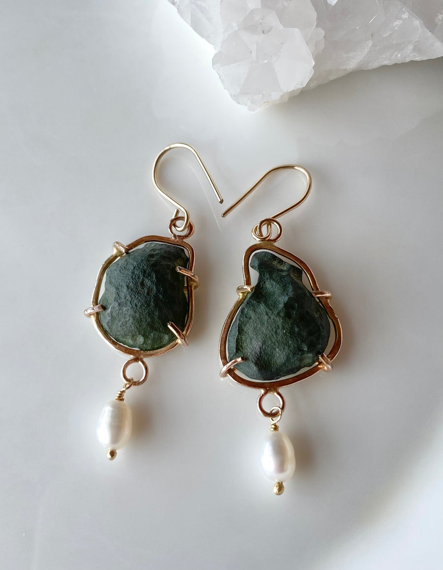 Natural Mexican Tabasco Geode and Pearl Earrings