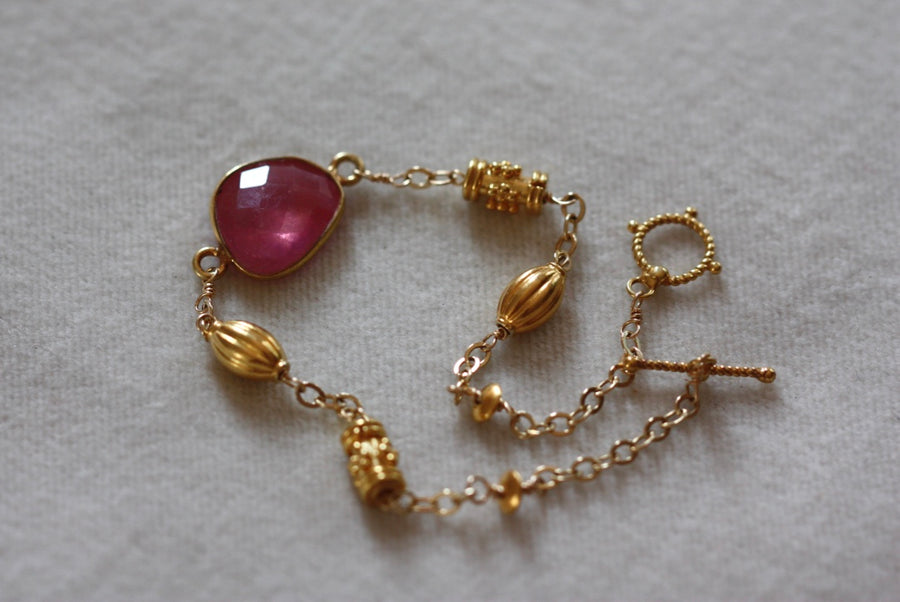 Rose Cut Hot Pink Sapphire Bracelet, 14k Gold Filled / Gold Vermeil